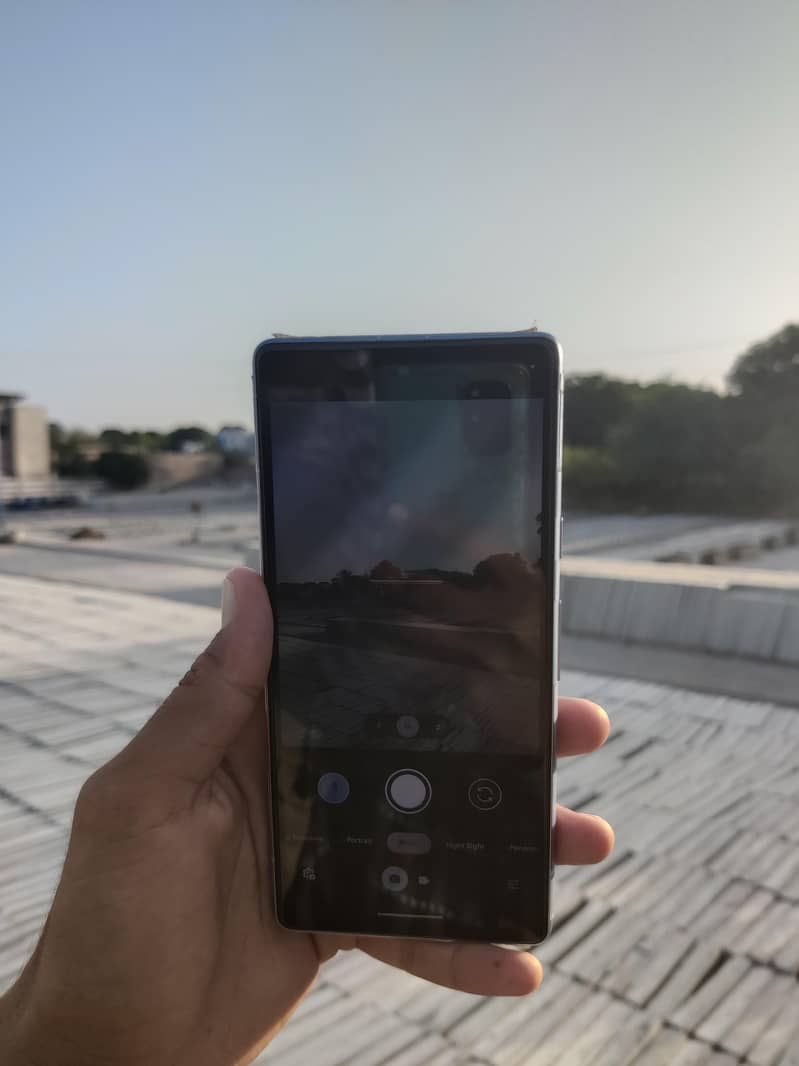 Google Pixel 7a 2