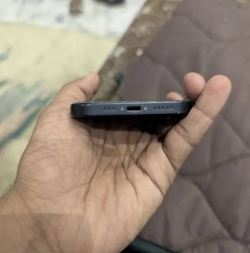 iPhone 12 2