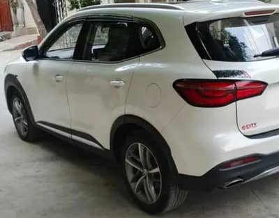 MG HS 2021