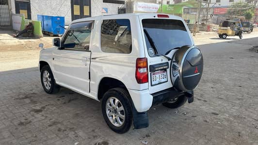 Mitsubishi Pajero Mini 2008