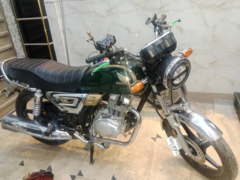 بہترین کنڈیشن میں ہے فوری سیل کرنی ہے 0