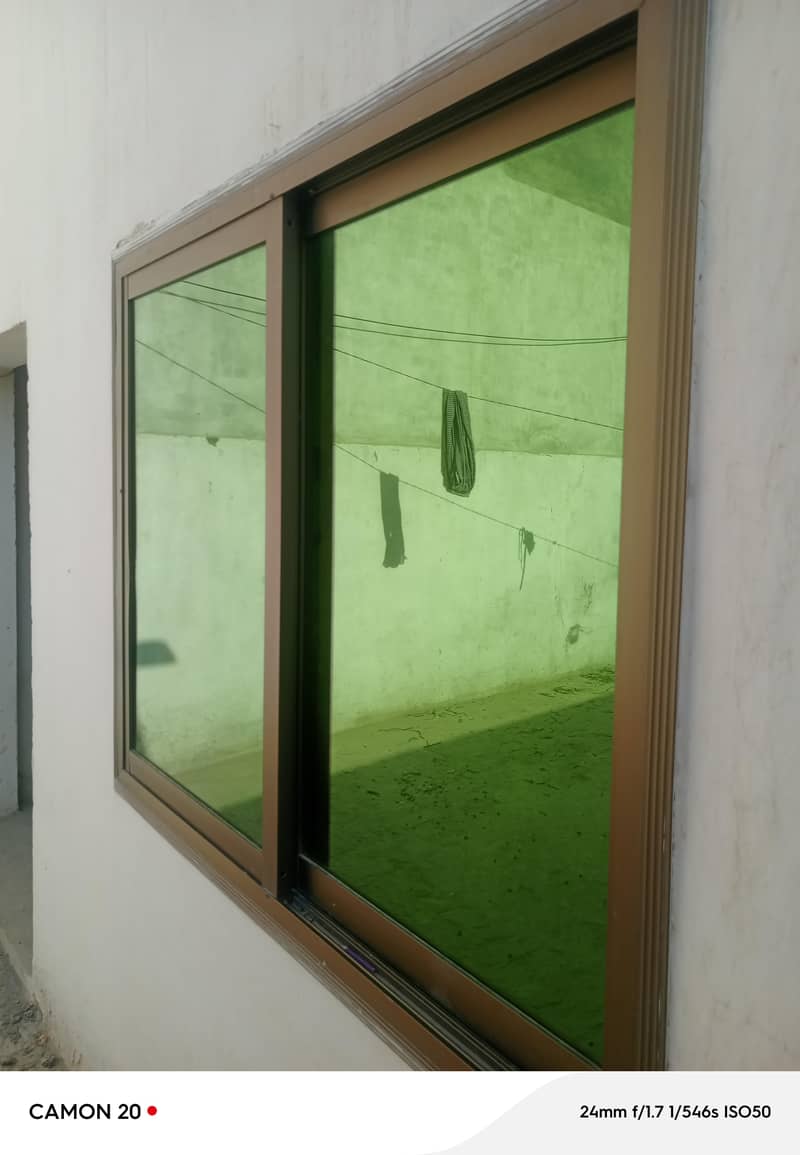 Almunium window 0