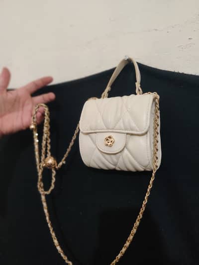 Women beutifull leather purse of American imported