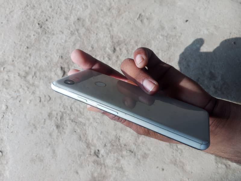 Google Pixel 3 0