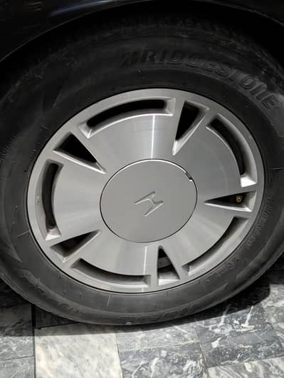 Bridgestone tyres 15 inch 195/65/15