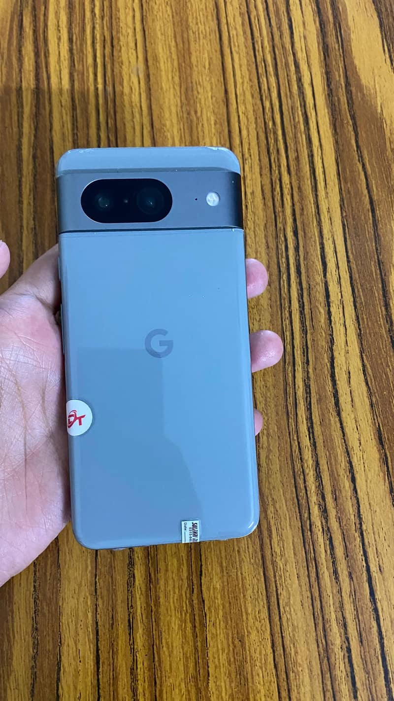 Google Pixel 8 1
