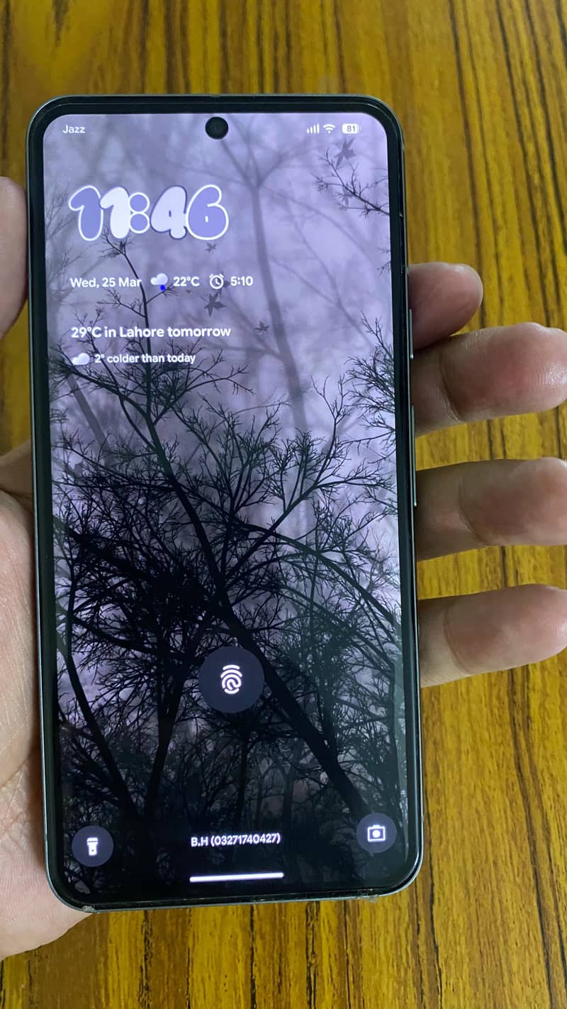 Google Pixel 8 4