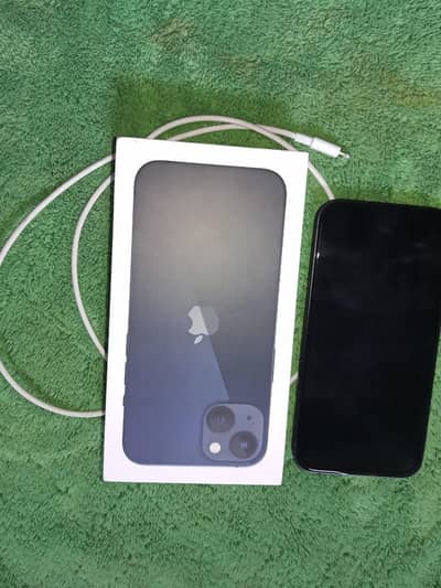 Apple iPhone 13