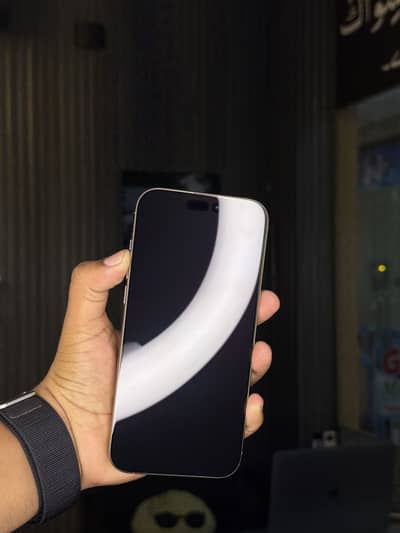 Apple iPhone 16 Pro Max