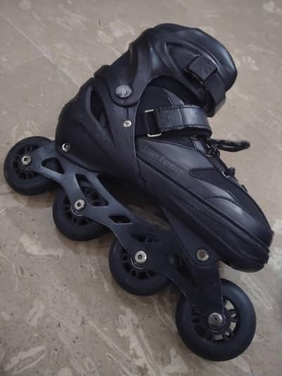 Inline skate shoes in black colour.