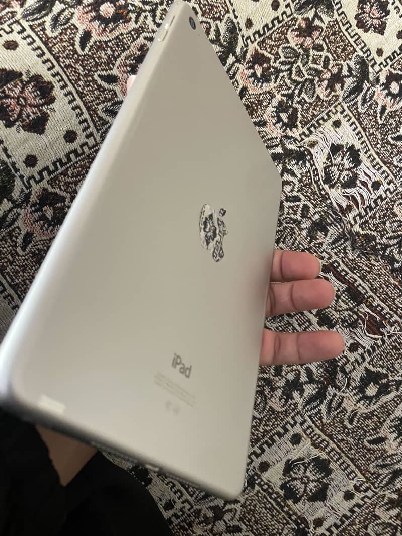 iPad mini 4 , 128 2