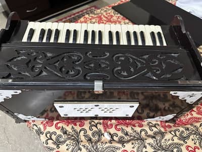Harmonium/ Music Instrument/ Paul & Co.