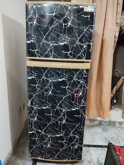 Dawlence fridge for sale in 100% working condition.