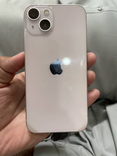 Apple iPhone 13