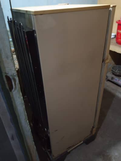 PEL Refrigerator