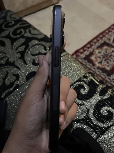 Apple iPhone 15 Pro