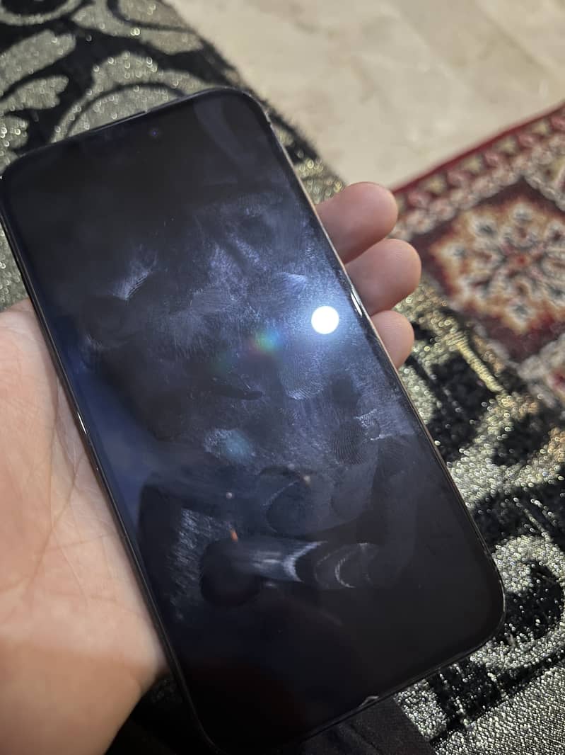 Apple iPhone 15 Pro 4