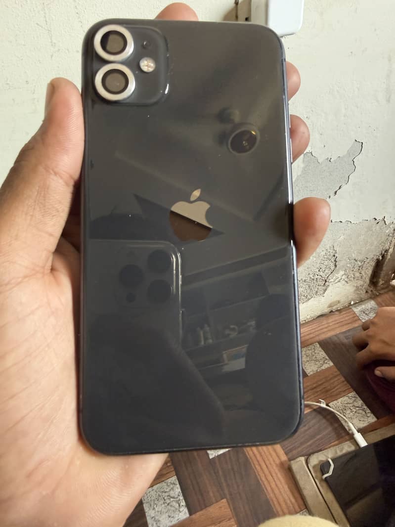 Apple iPhone 11 2