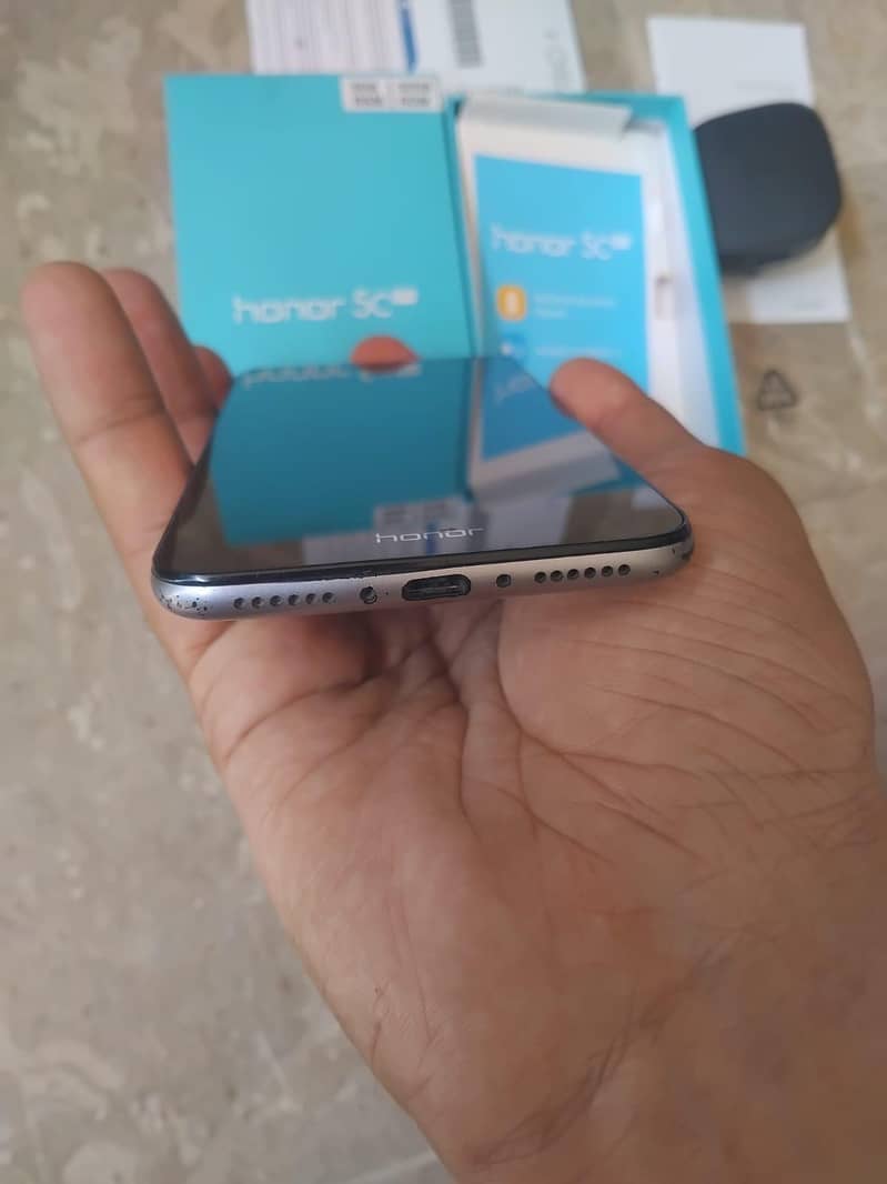 Honor 5C 1