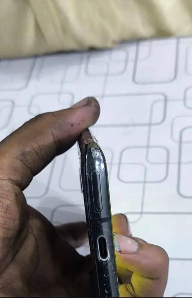 One Plus 7 Pro 3