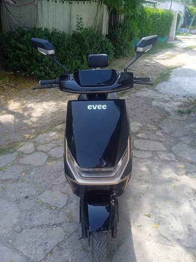 EV 600 Electric Scooter
