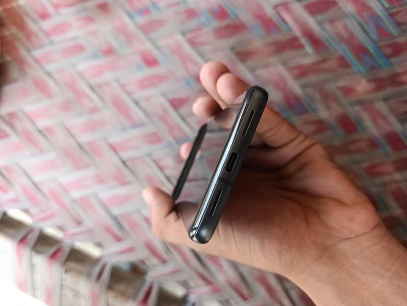 Google Pixel 8 2