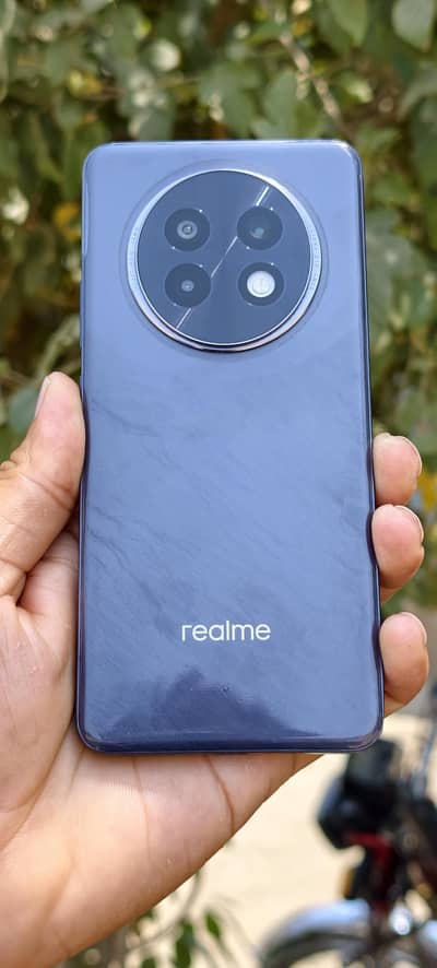 Realme 13 plus 5g  12. . . 256