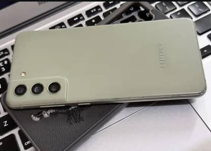 Samsung  S21 FE exchange sale offer