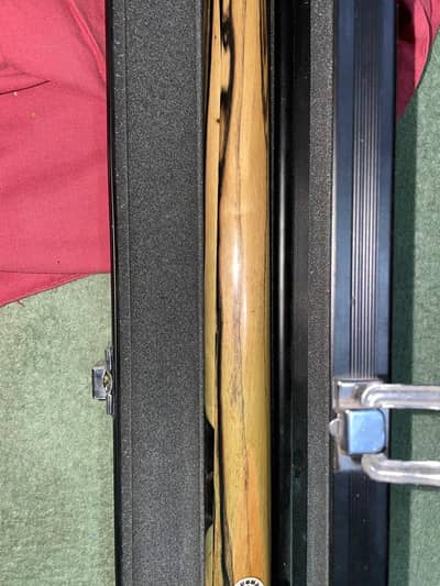 sanooker one pices cue with case
