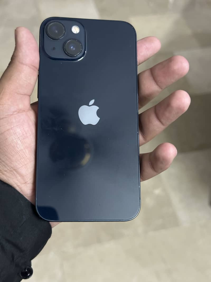 Apple iPhone 13 4