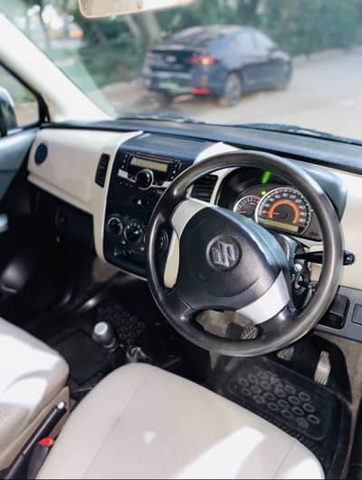 Suzuki Wagon R 2015