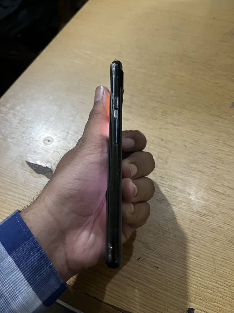 Google Pixel 6a 5