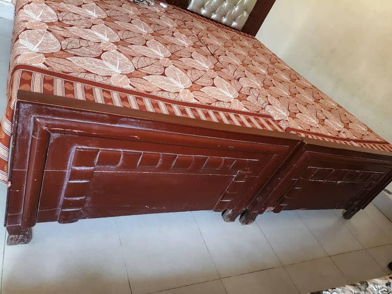 Single bed 2