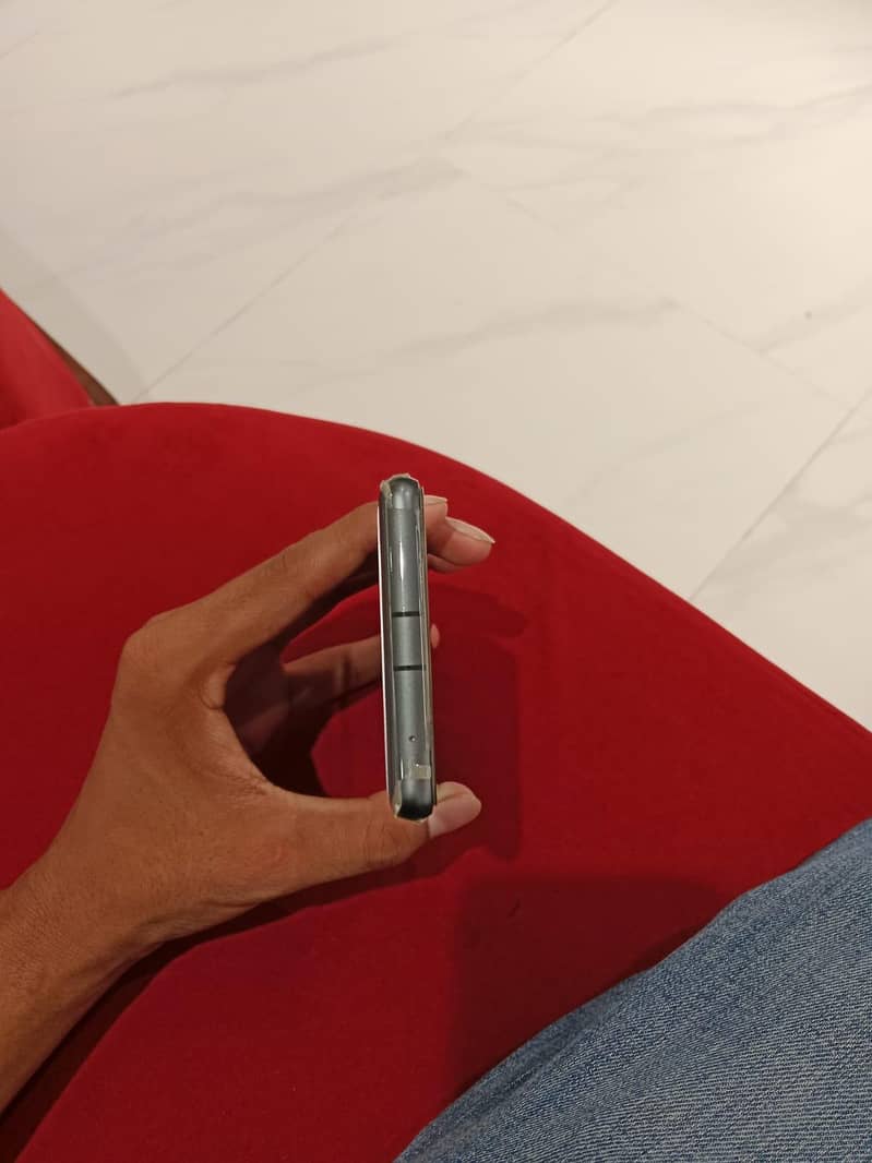 Google Pixel 7a 1