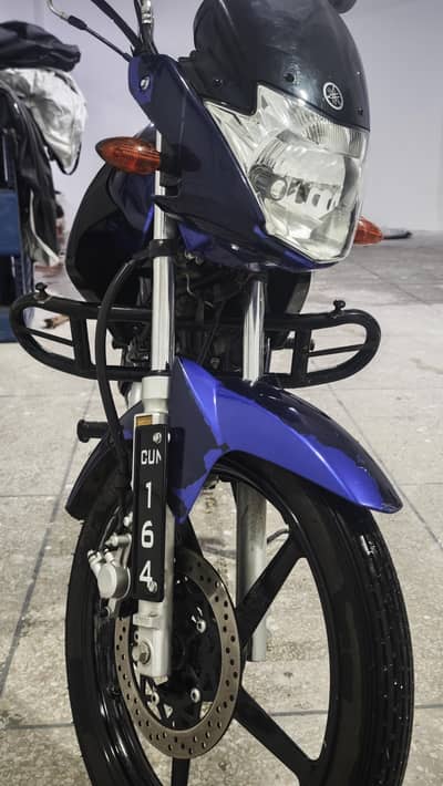 ybr 125