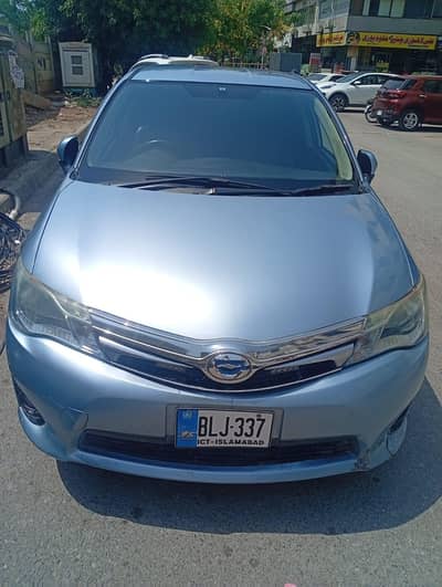 Toyota Corolla Fielder 2015