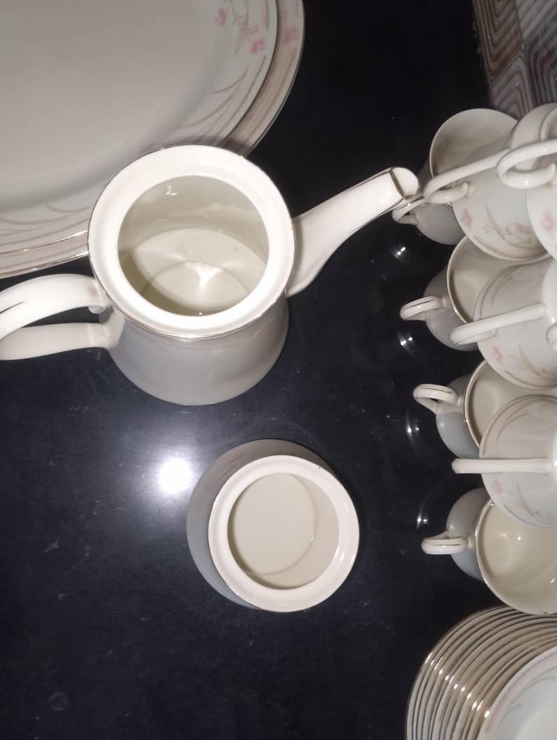 dinner set 2