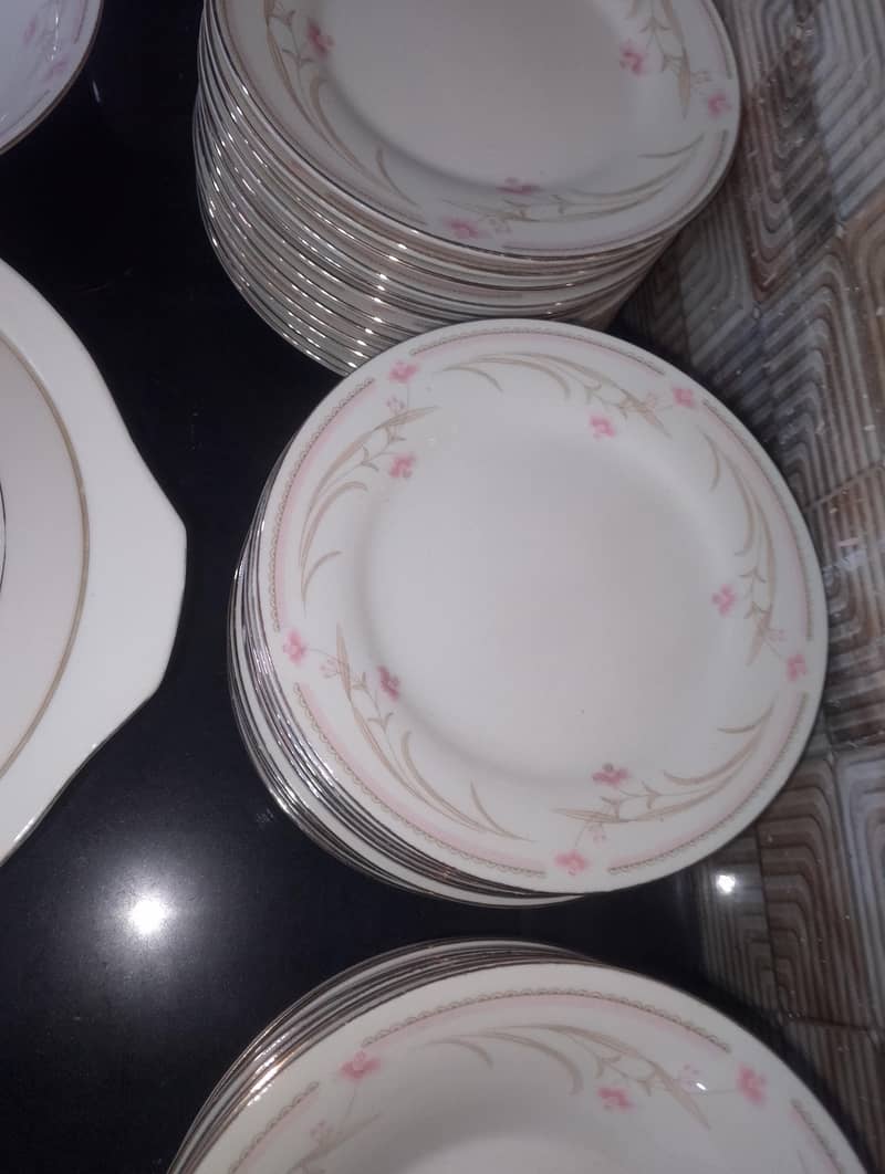 dinner set 11