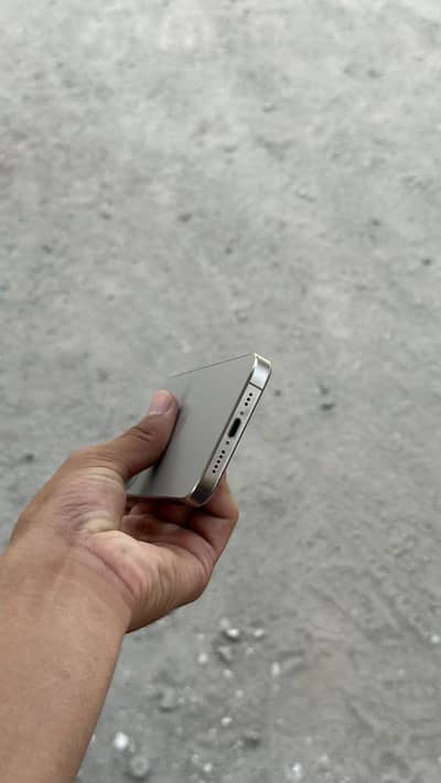 Apple iPhone 15 Pro