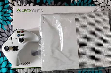 Xbox One S Disc + Digital 512 GB - 4k HDR Supported