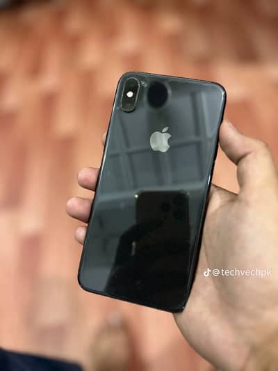 Apple iphon xs 10 10 condition