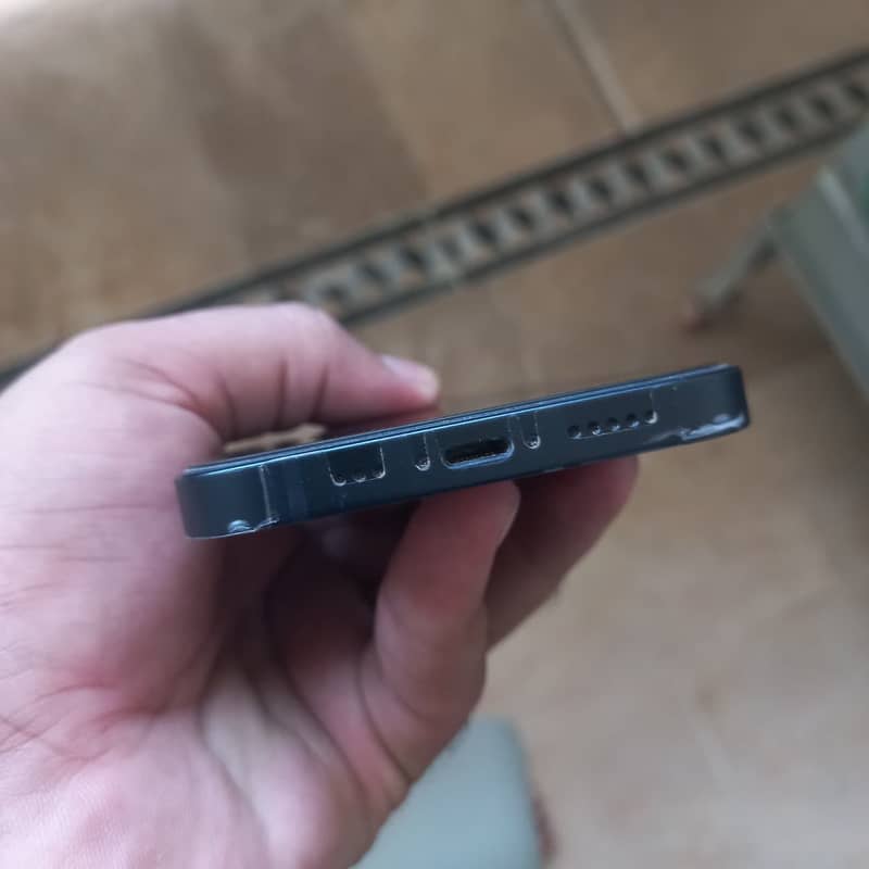 Apple iPhone 14 8