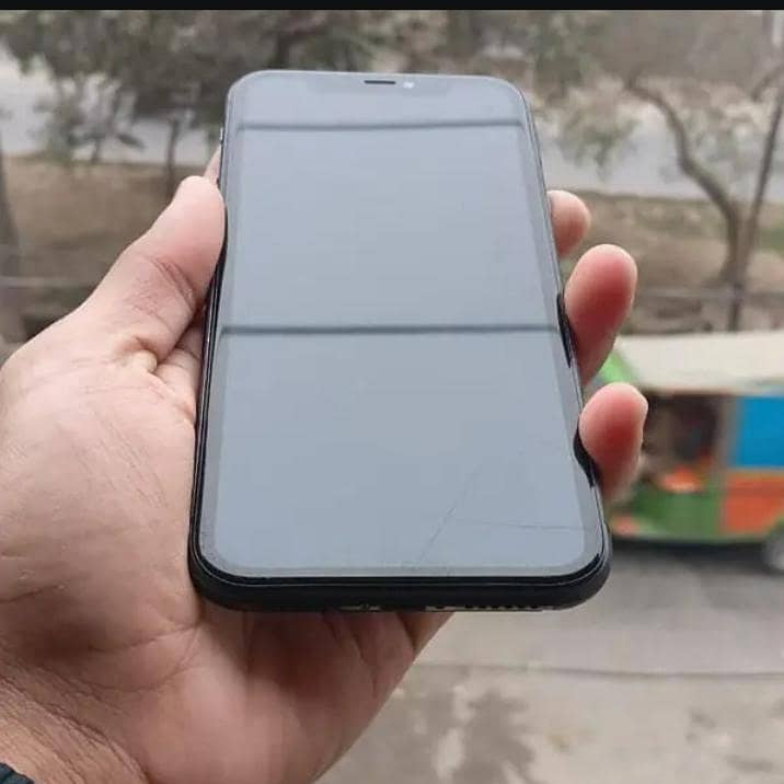 Apple iPhone 11 1