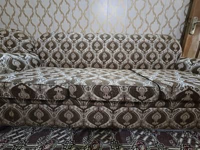 7 Seater Sofa Set - Good Condition
