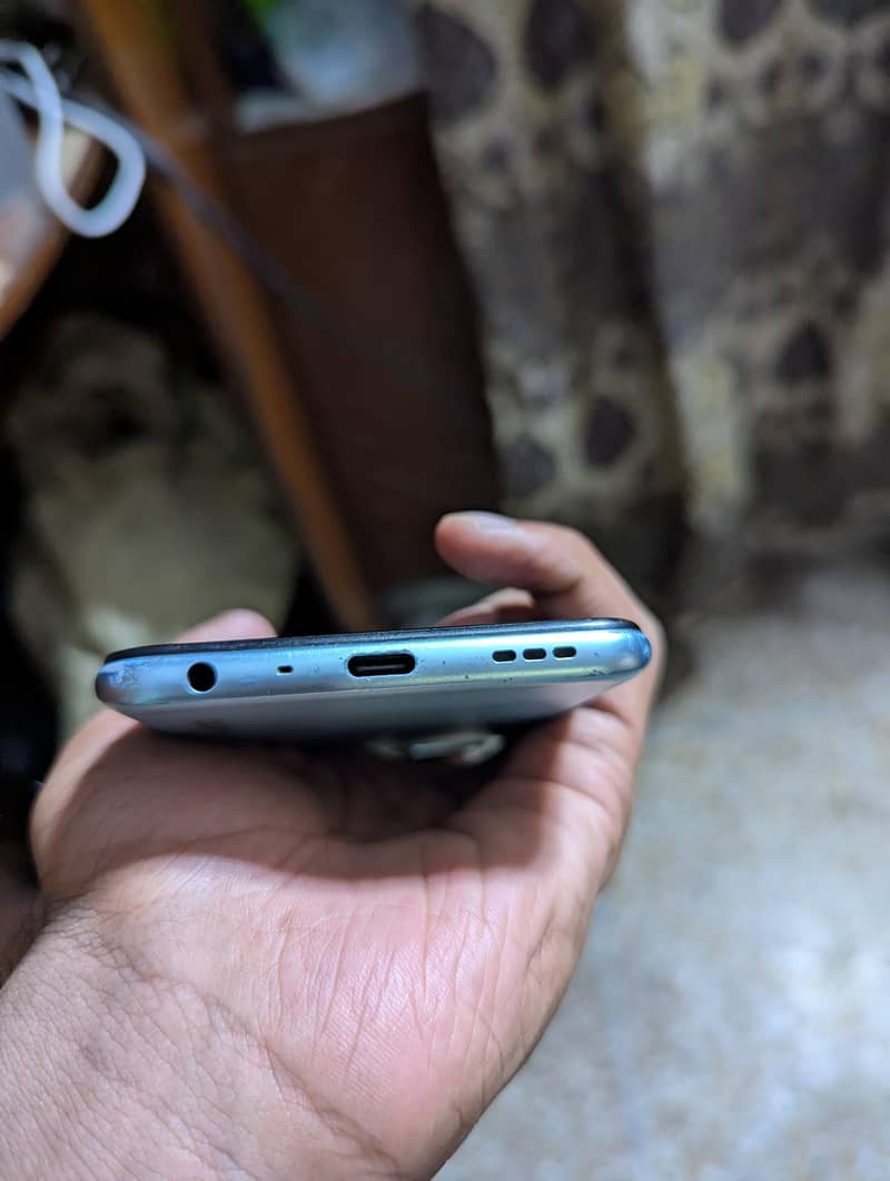OPPO A76 6