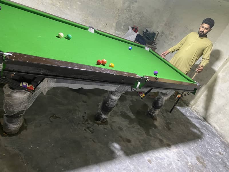 Snooker Table 4/8 1