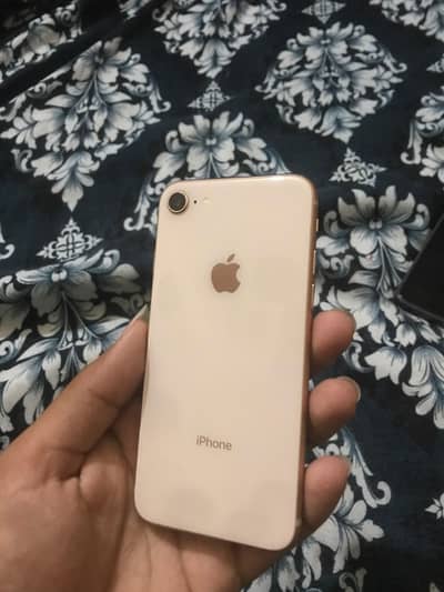 Apple iPhone 8