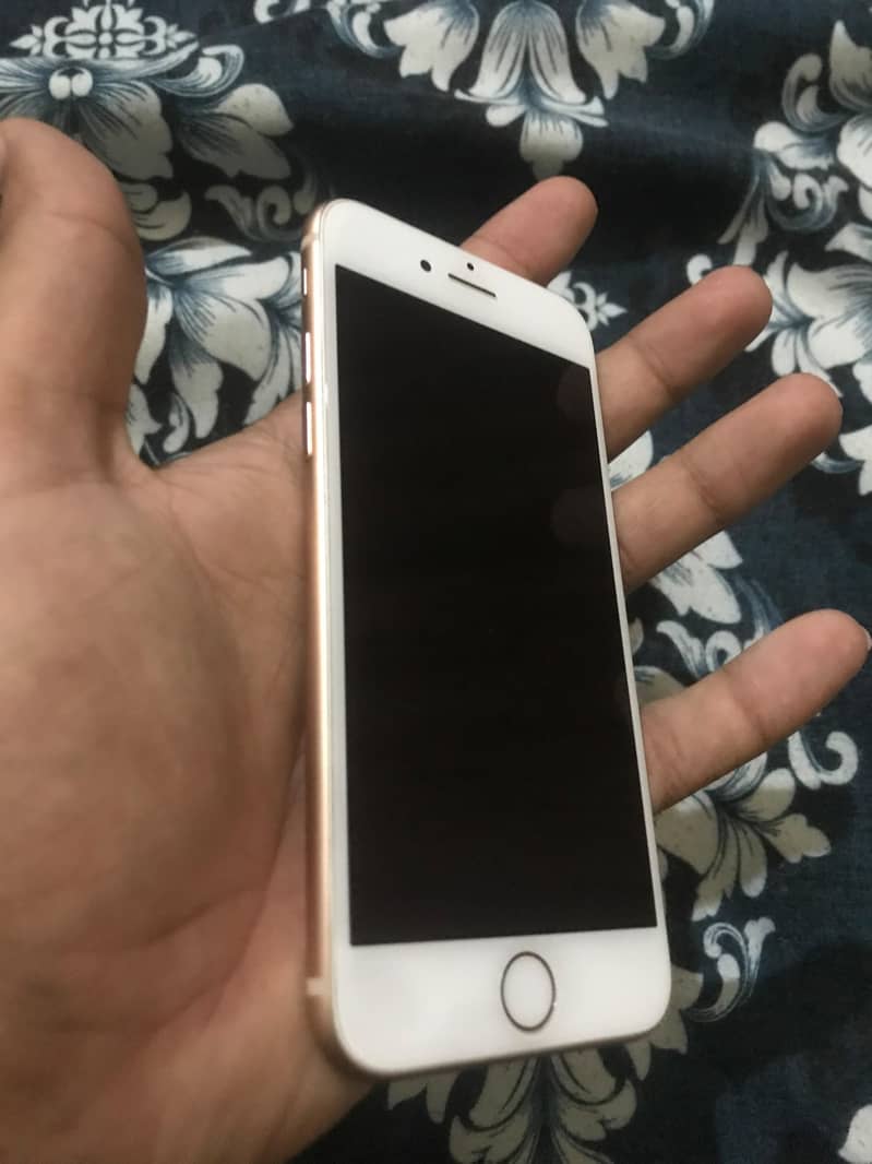 Apple iPhone 8 2