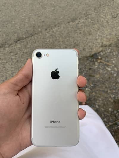Apple iPhone 7