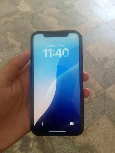 Apple iPhone XR
